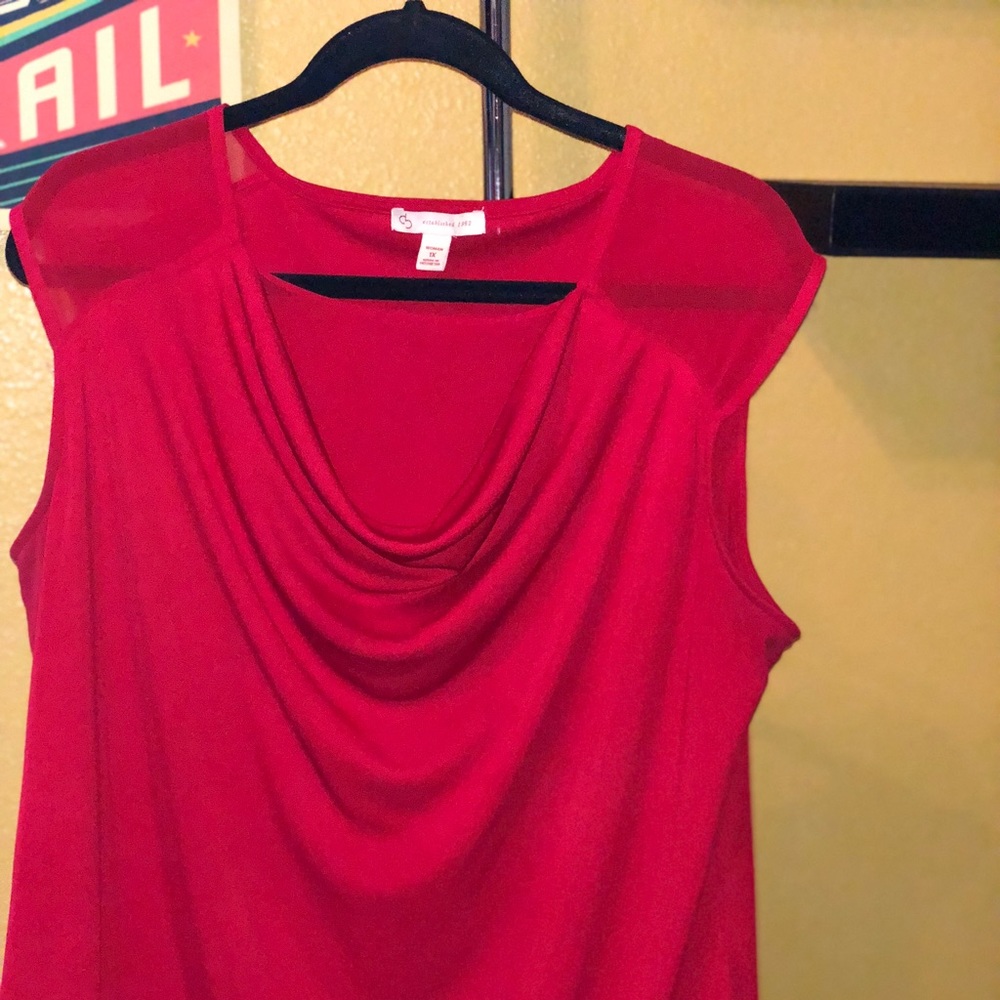 🌻 3/$20 🌻 Red drape neck tank/blouse
